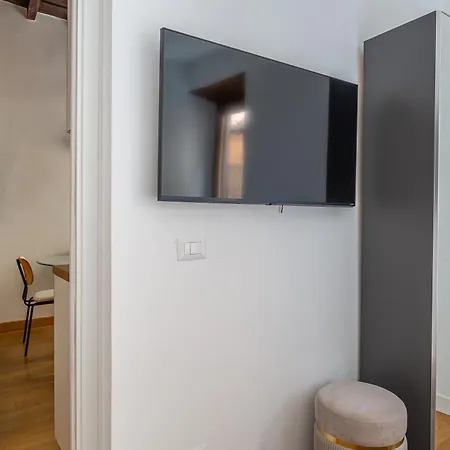 Daire Iflat Modern & Comfortable In Trastevere Roma